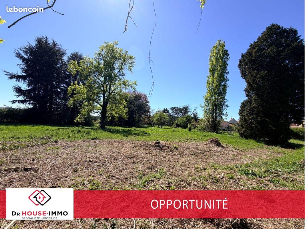 Terrain 940 m² · à Fontenay-Trésigny · 940 m² · 105 000 €