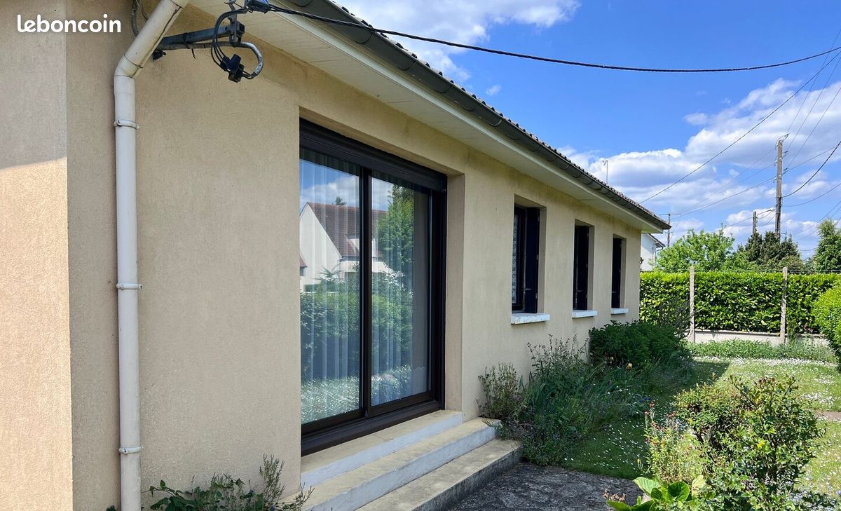 Maison 5 pièces 94 m² · à Dourdan · 94 m² · 262 000 €