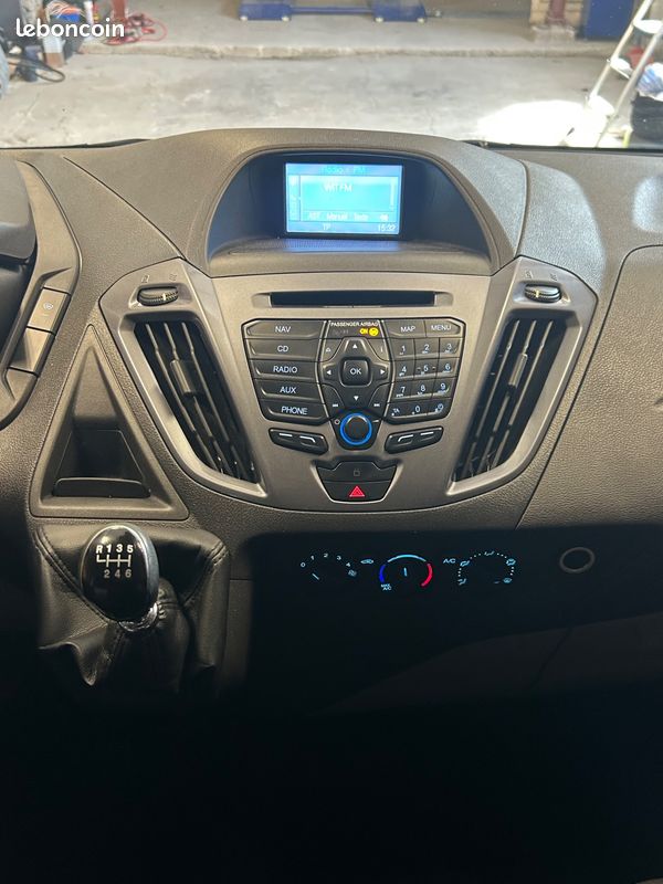 FORD TRANSIT CUSTOM FOURGON 270 2.0 TDCI 170 CH L1H1 LIMITED / CAMERA DE RECUL - ATTELAGe (image 17)