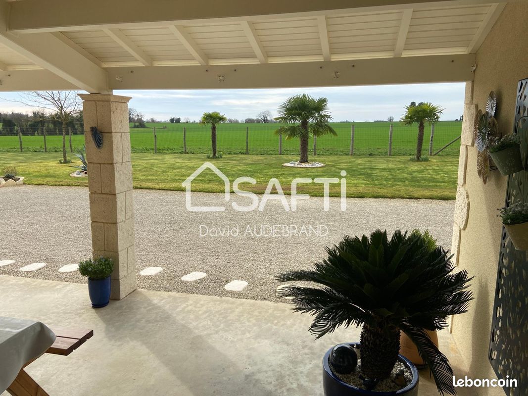 Pavillon 8 pièces 155 m² - Sauzé-Vaussais 79190 (image principale 8)