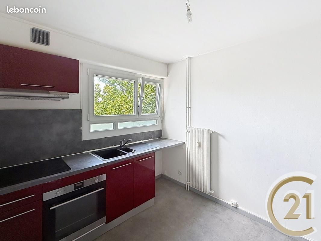 Appartement 3 pièces 62 m² · à Montbéliard · 62 m² · 35 000 €