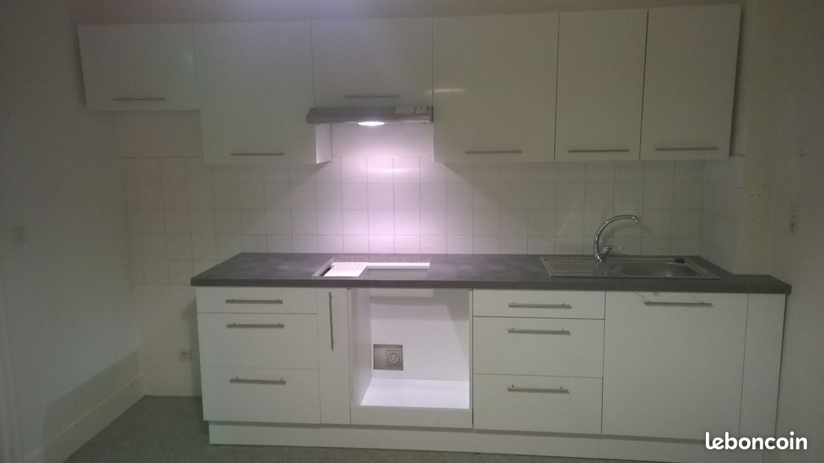 Appartement 3 pièces 75 m² · à Montbrison · 75 m² · 610 €/mois