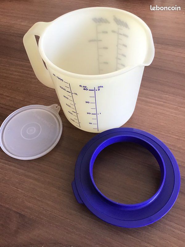 Tupperware petit pichet 1,2L (image 2)