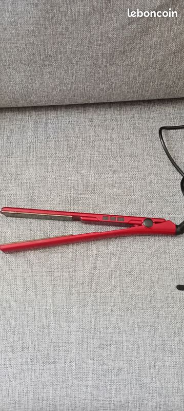 Fer a lisser cheuveux (image 3)