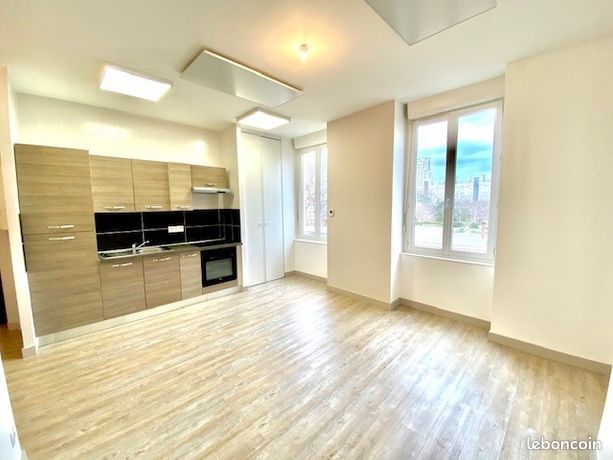 Appartement 1 pièce 31 m² — 4