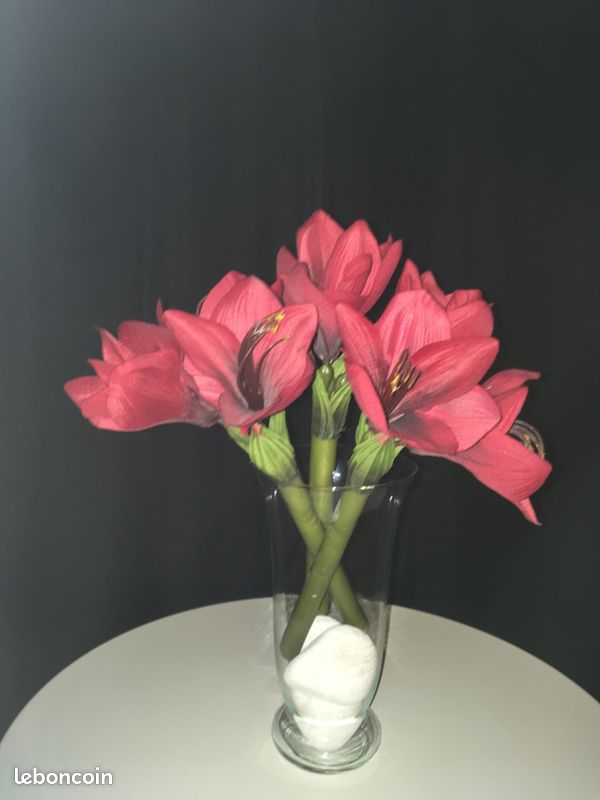 Bouquet d'amaryllis en tissus (image 1)