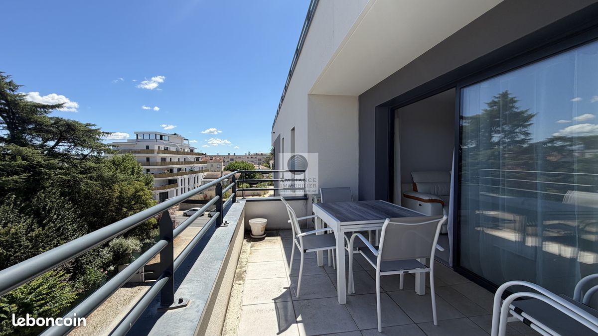 Appartement 2 pièces 46 m² · à Guilherand-Granges · 46 m² · 215 000 €