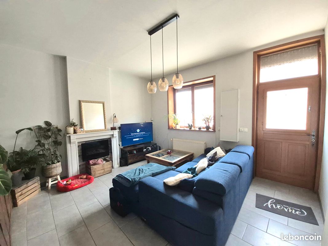 Maison 7 pièces 92 m² (image 1)
