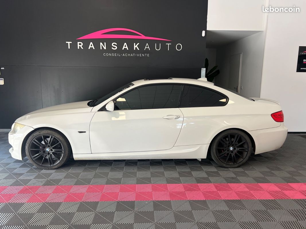 BMW SERIE 3 COUPE E92 LCI 320d 184ch PACK M Steptronic A MOTEUR CHANGE 13 000KM + TOIT OUVRANT (image 2)