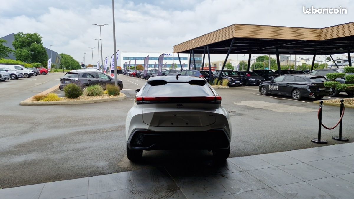Toyota C-HR 1.8 Hybride 140 Design (image 7)
