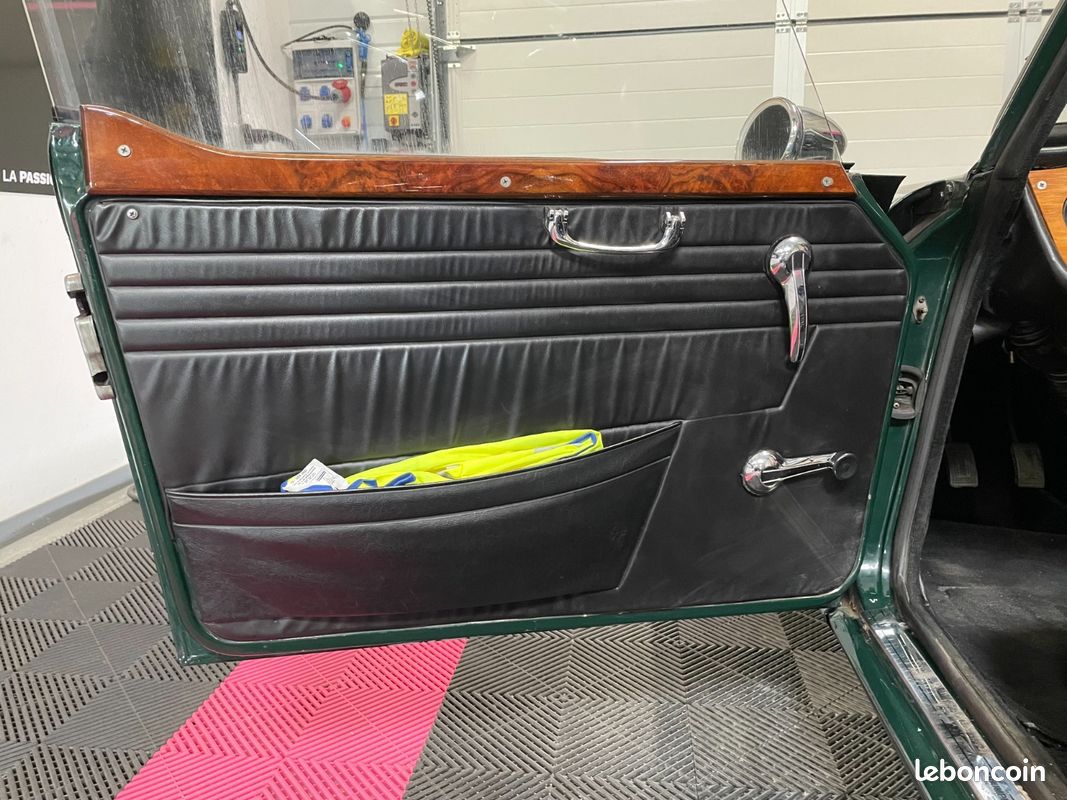 TRIUMPH TR6 2,5 152CH PI Avec Restauration Complète En 2000 (image 39)