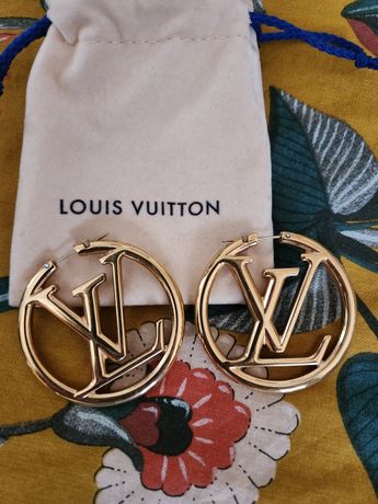LOUIS VUITTON Bookle Doreille Hoop Louise Earrings M64288 Gold Ladies