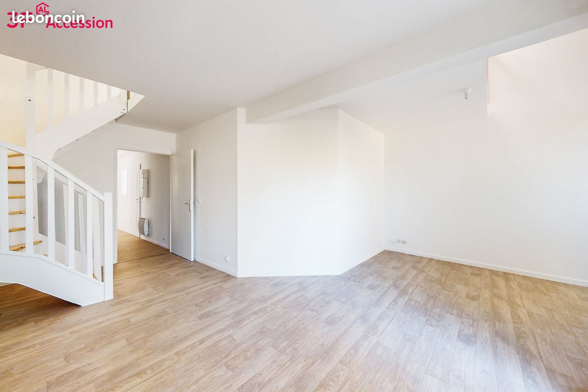 Maison 5 pièces 105 m² · à Émerainville · 105 m² · 299 440 €