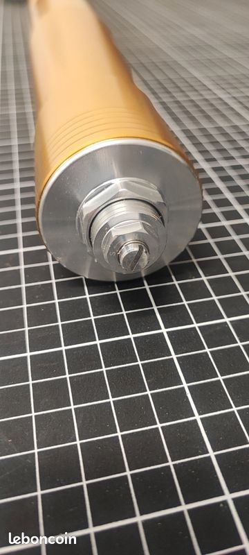Bâton de fourche Gauche neuf Aprilia RS 660 réf 2B006360 (image 3)