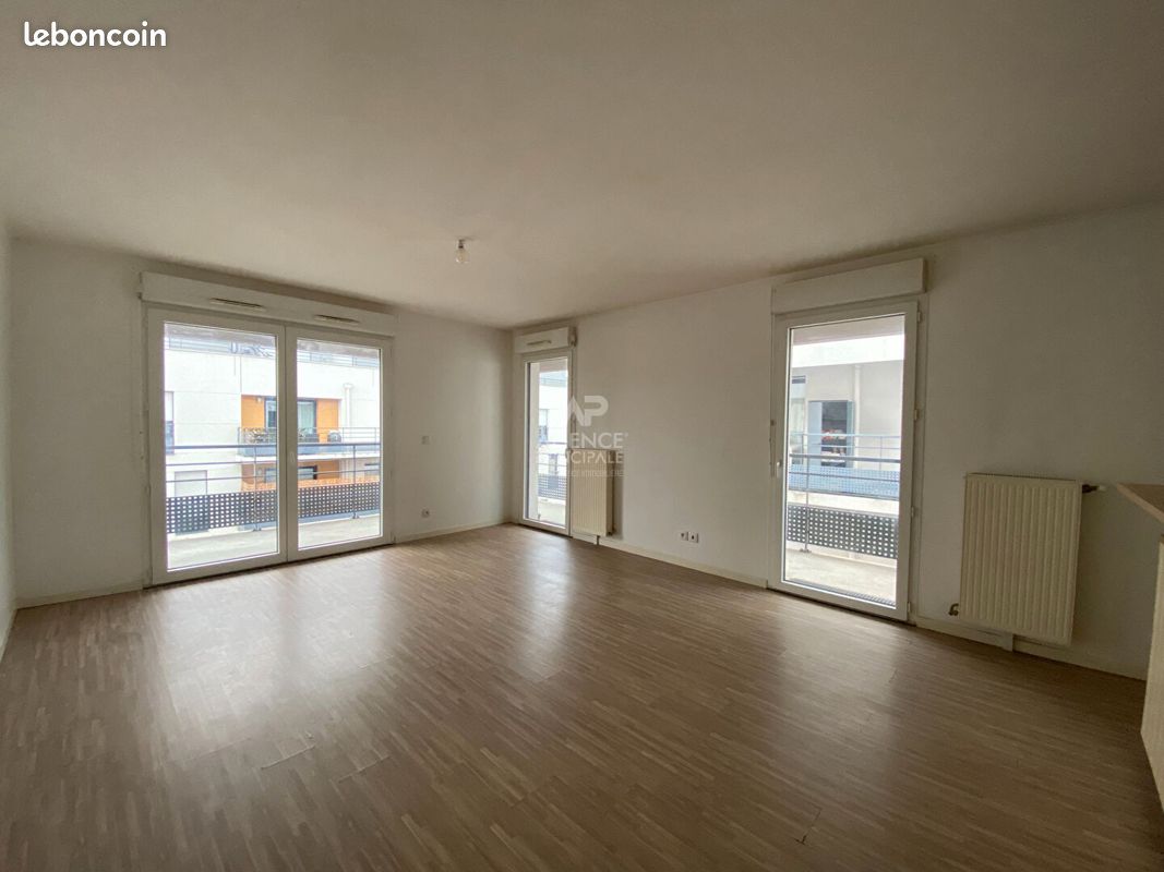 Appartement 3 pièces 65 m² · à Saint-Ouen-l'Aumône · 65 m² · 1 010 €/mois