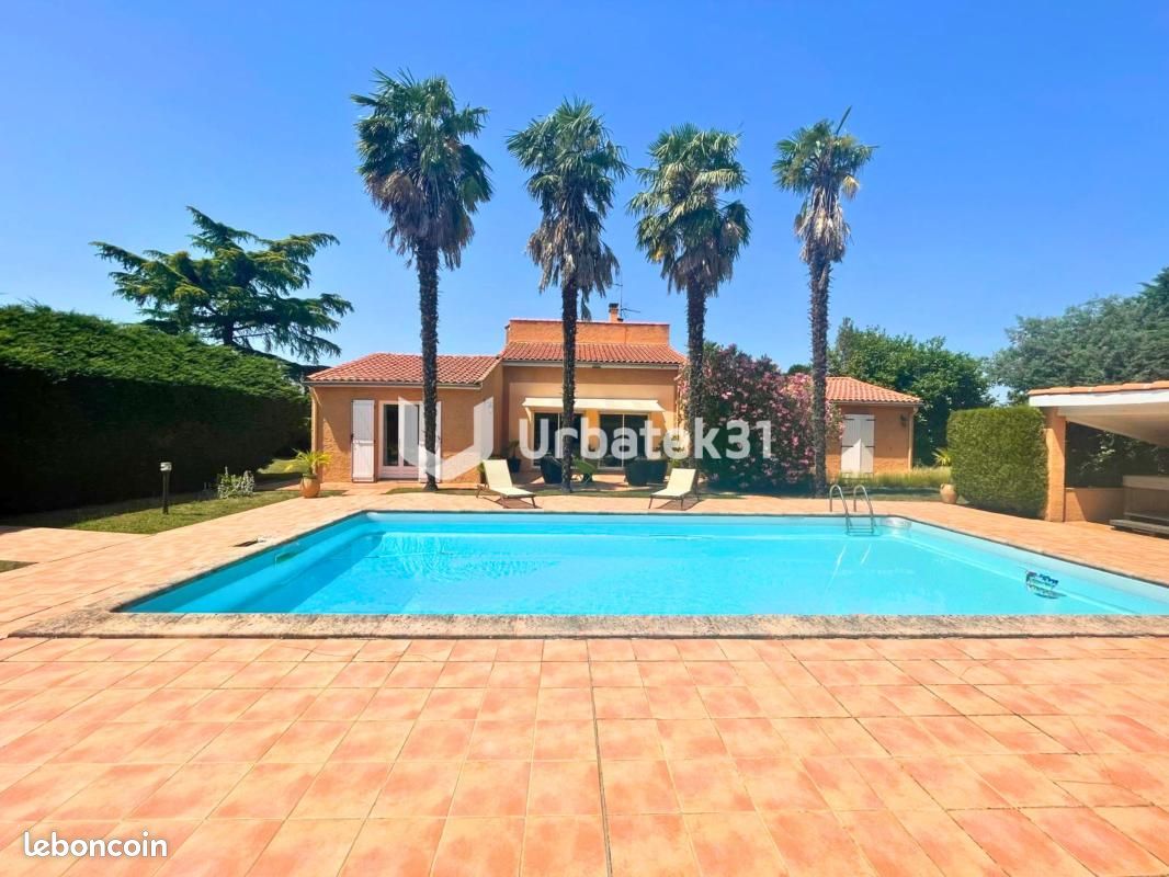 Maison 8 pièces 175 m² · à Saint-Hilaire · 175 m² · 449 000 €