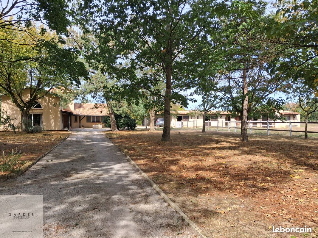 Maison 6 pièces 172 m² · à Lempaut · 172 m² · 385 000 €