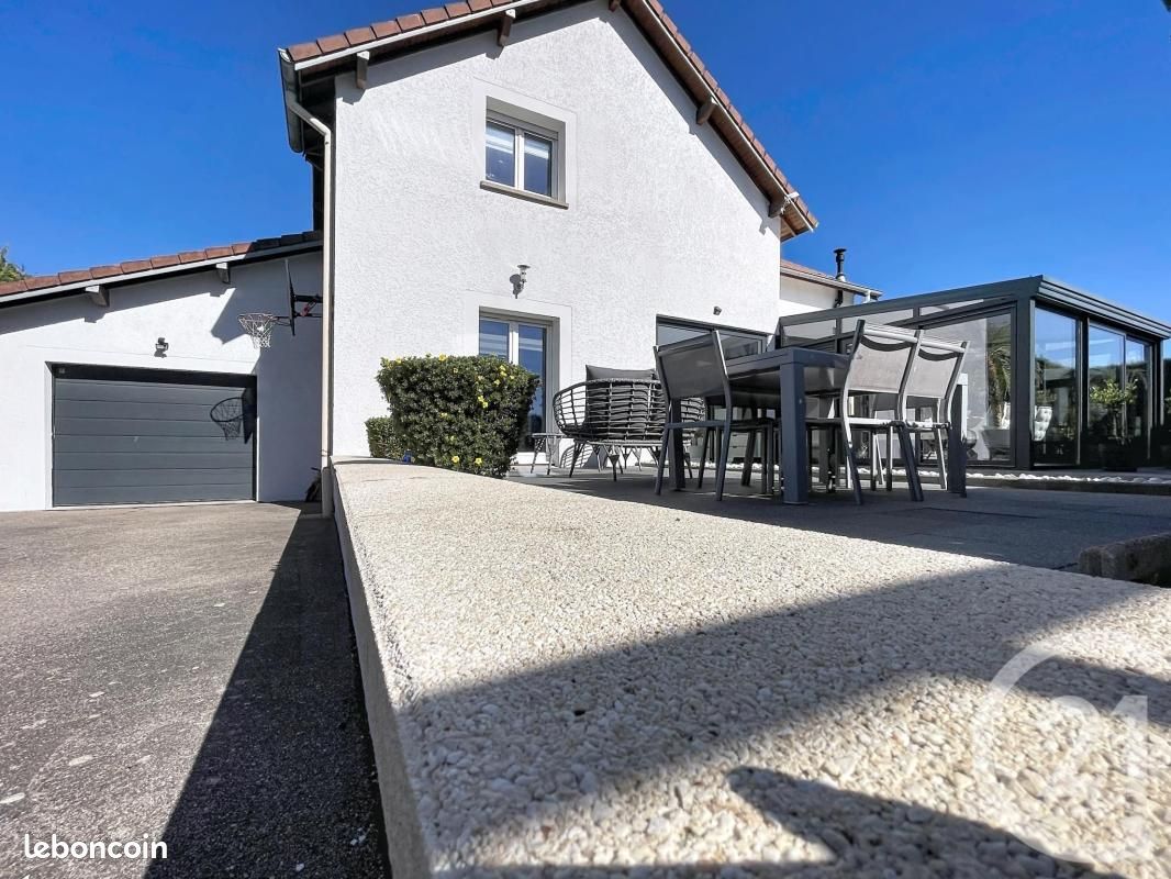 Maison 7 pièces 216 m² · à Chavelot · 216 m² · 399 900 €