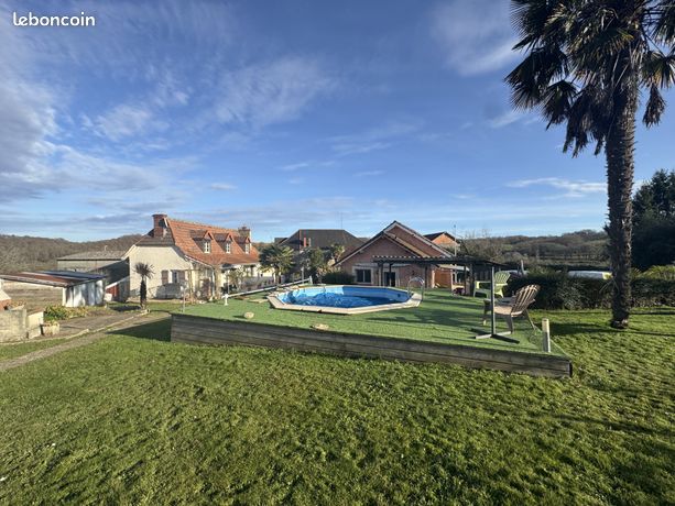 Propriété 10 pièces 266 m²