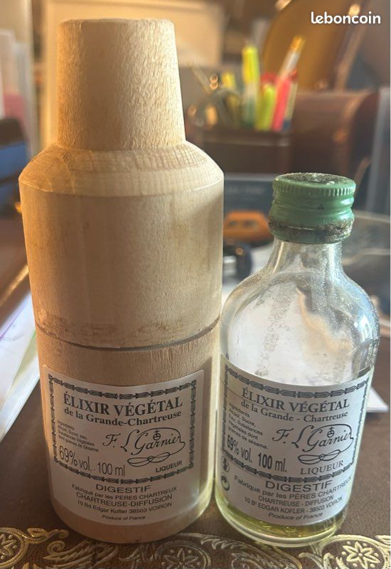 lixir vgtal de la grande Chartreuse bouteille et tui bois 100ml -  Collection