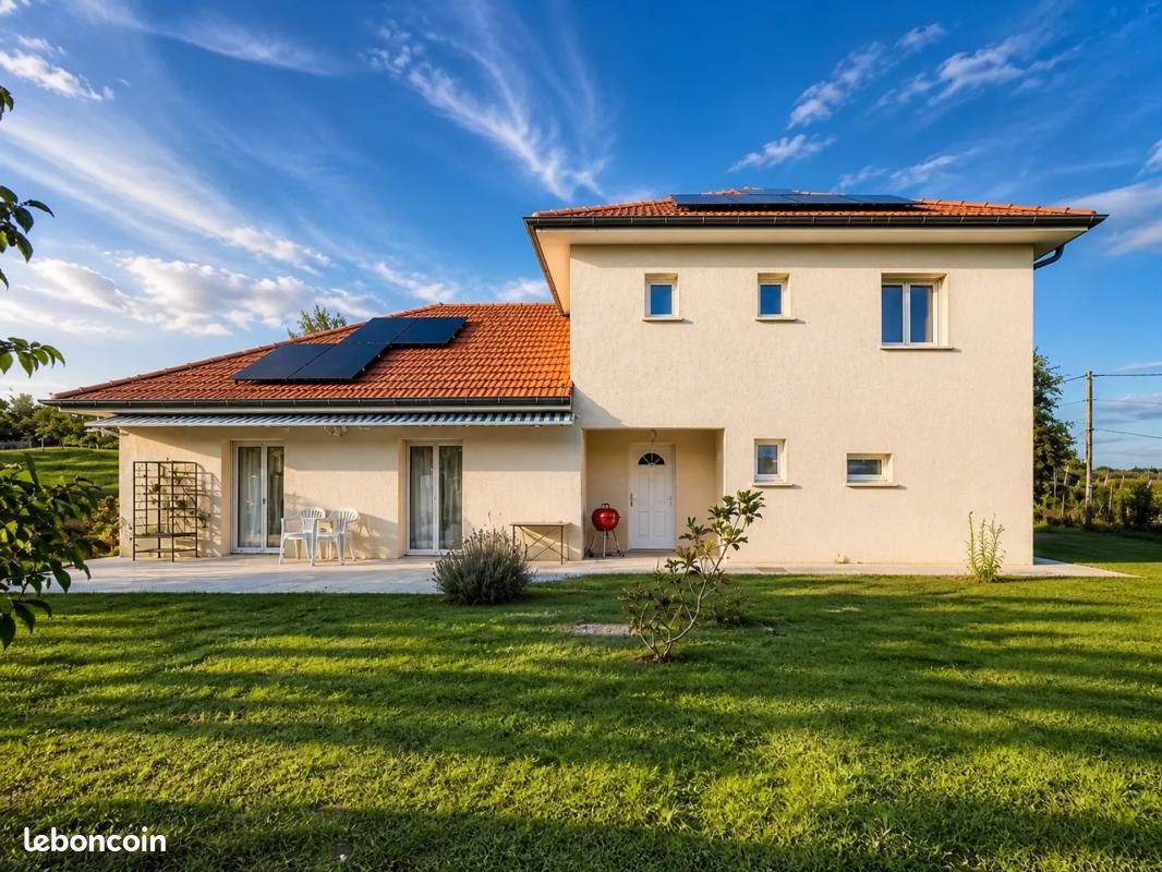 Maison 5 pièces 143 m² · à Saint-André-le-Gaz · 143 m² · 325 000 €