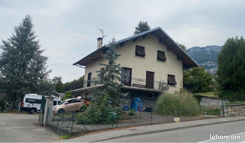 Maison 6 pièces 160 m² · à Drumettaz-Clarafond · 160 m² · 690 000 €