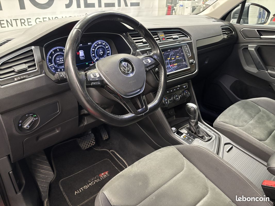VOLKSWAGEN Tiguan II 1.4 TSI 150 BLUEMOTION TECHNOLOGY CARAT DSG6 (Attelage) (image 11)