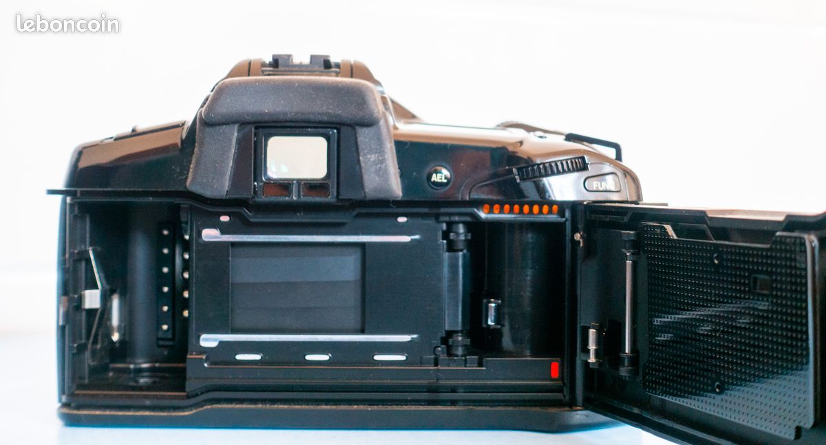 Minolta Dynax 7Xi – Appareil Photo Reflex Autofocus, état Très Bon (occasion)