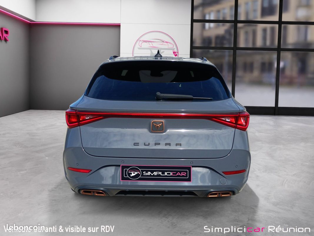 CUPRA LEON SPORTSTOURER 1.4 tsi 245 ch DSG6 VZ toit ouvrant pano (image 7)