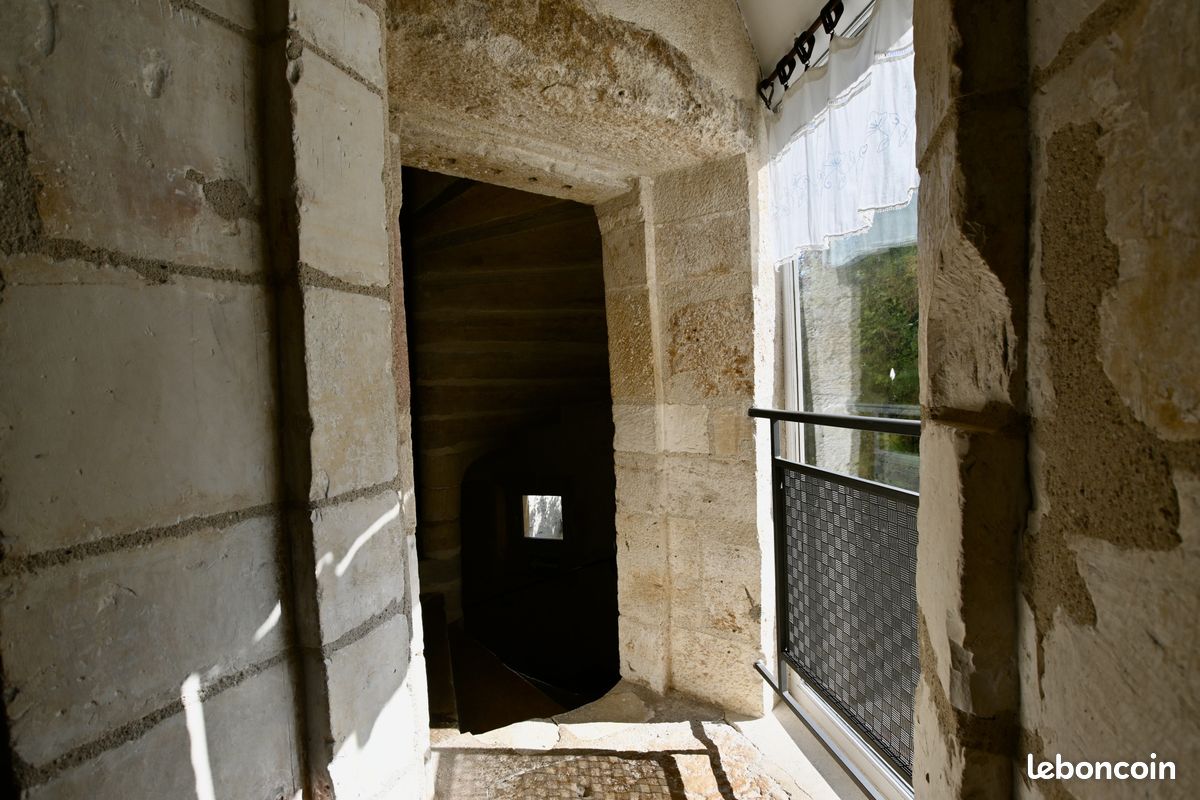 Propriété 12 pièces 345 m² (image 17)