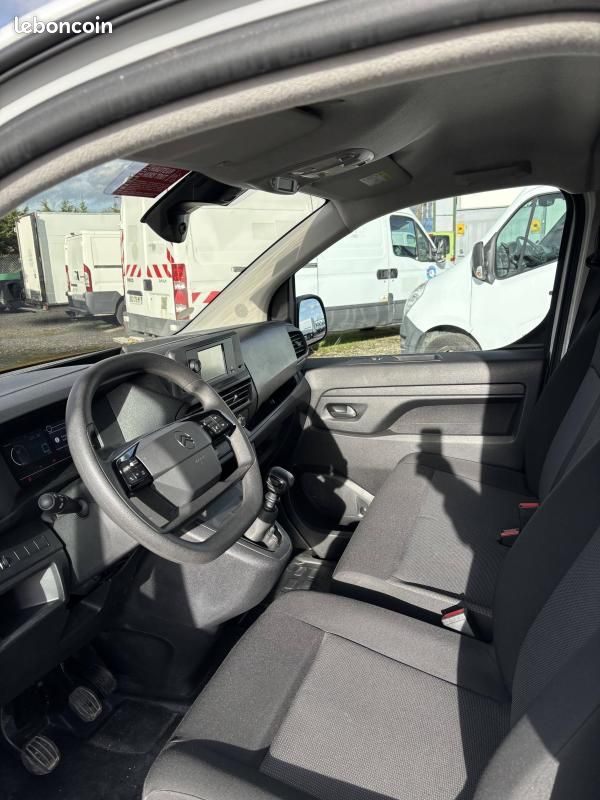 Citroën Jumpy L2 H1 BLUE HDI 120 S&S (image 6)