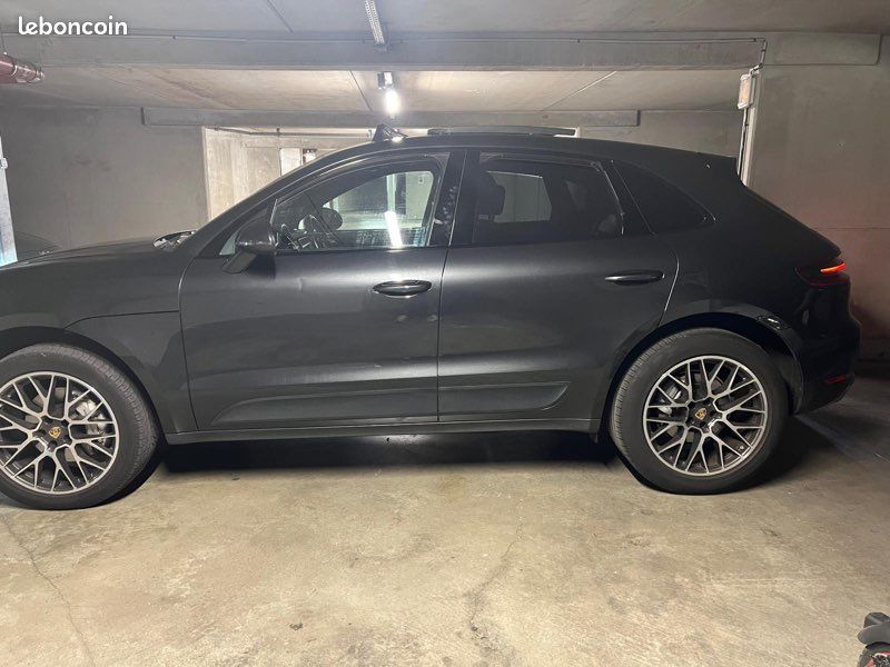 Porsche Macan S (image 2)