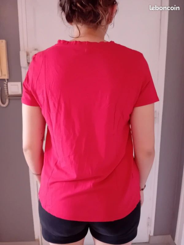 T-shirt taille M / 38 (image 3)