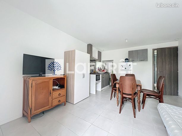 Studio 1 pièce 21 m²