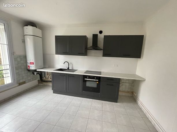 Appartement F2 rénové de 62 m2 - VITRY LE FRANCOIS centre ville
