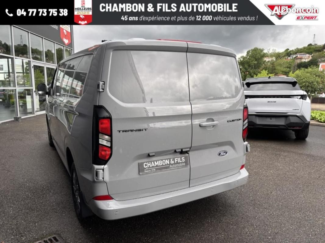 Ford Transit Custom FOURGON 320 L2H1 2.0 ECOBLUE 170 CH BVA8 LIMITED Prix: 35825 HT (image 4)