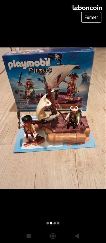 Playmobil pirates de ténèbres sur leur radeau (image 1)