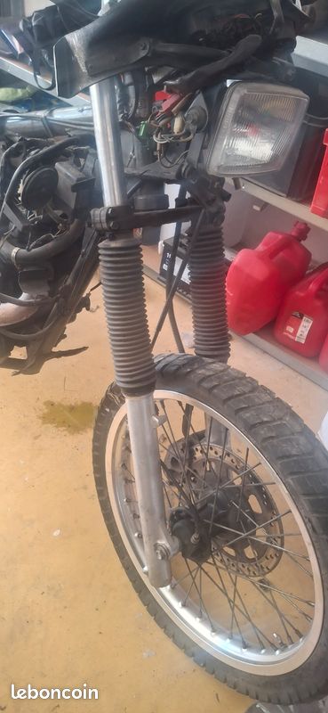 Fourche kawasaki klr650 Tangai (image 1)