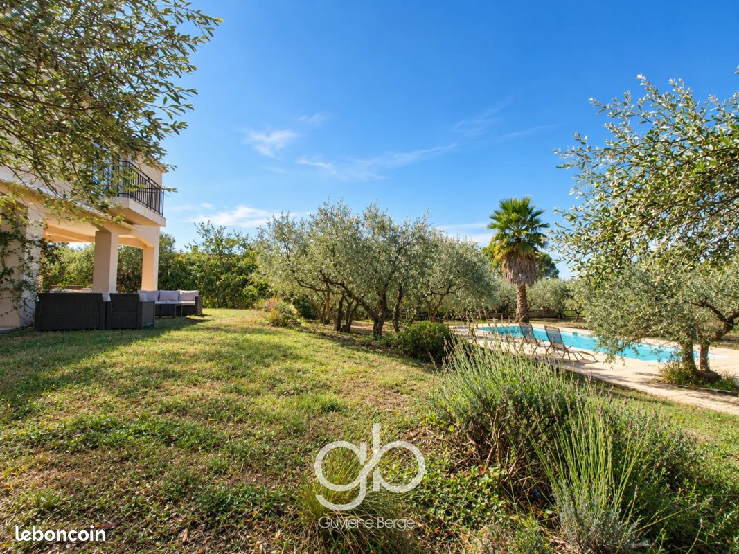 Maison 6 pièces 207 m² · à Sommières · 207 m² · 675 000 €