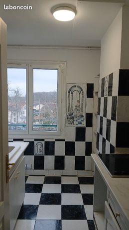 https://img.leboncoin.fr/api/v1/lbcpb1/images/de/cc/a6/decca6207a22c91d91cb1d96df740b7e611ccb41.jpg?rule=ad-image