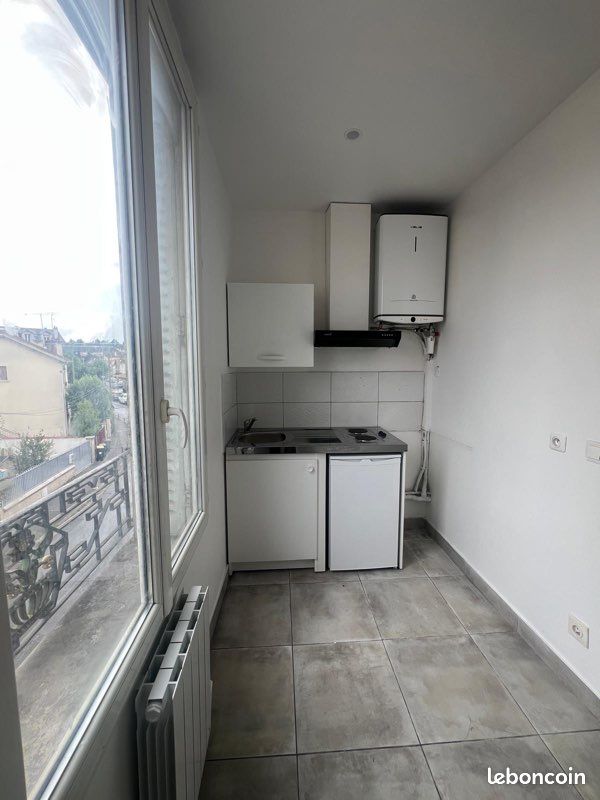 Appartement a louer villemomble - 1 pièce(s) - 10 m2 - Surfyn