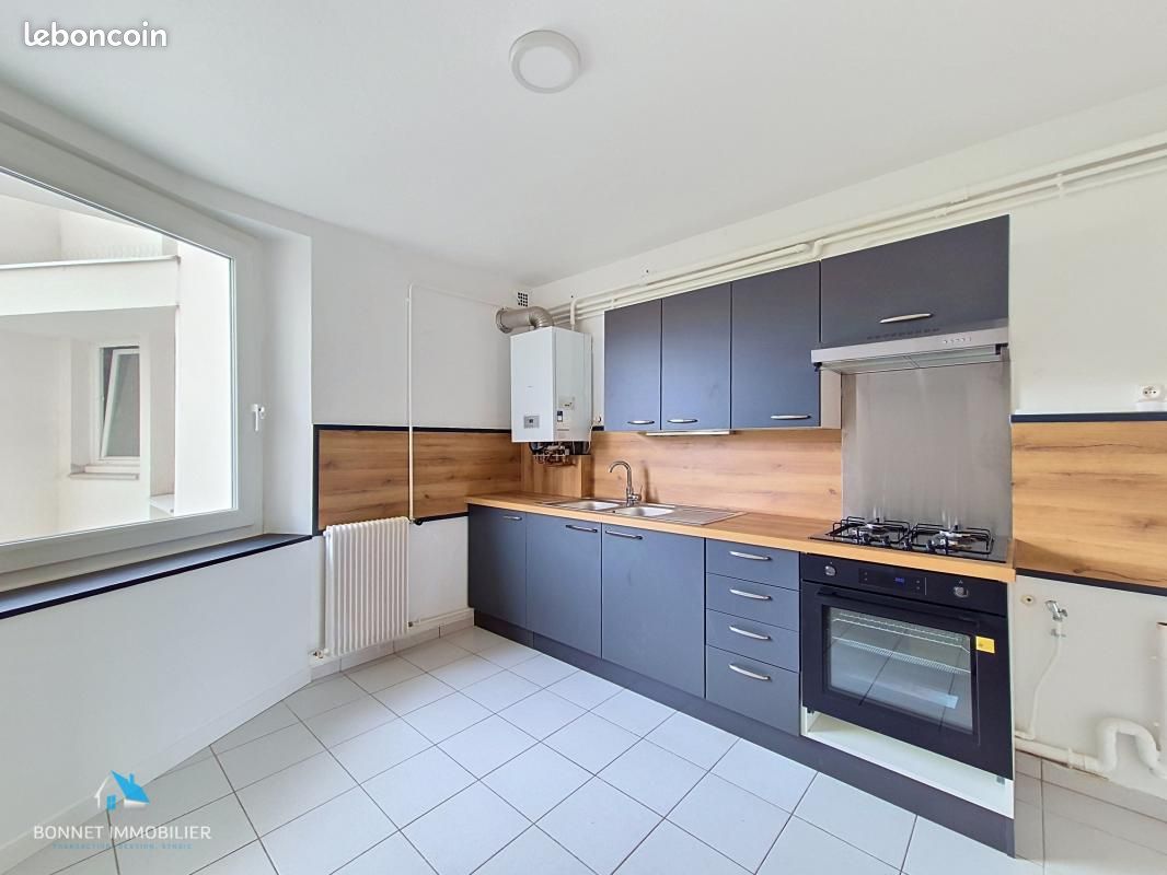Appartement 4 pièces 83 m² · à Clermont-Ferrand · 83 m² · 850 €/mois