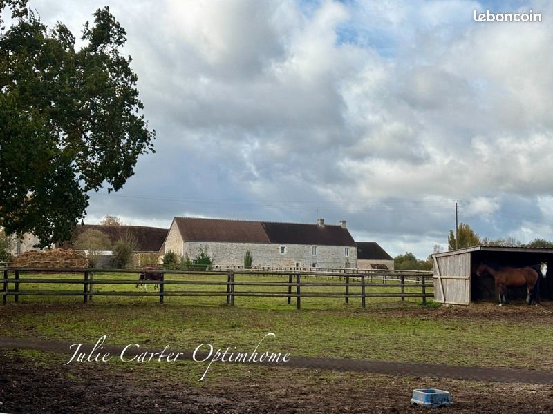 Maison 6 pièces 153 m² · à Avoine · 153 m² · 842 000 €