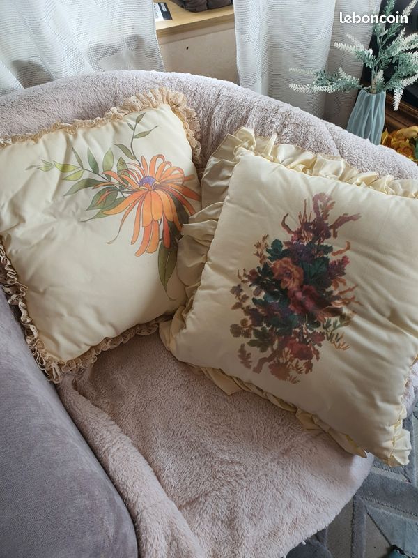 Coussin Vintage Sans Marque - État D'usage - Style Déco Rétro