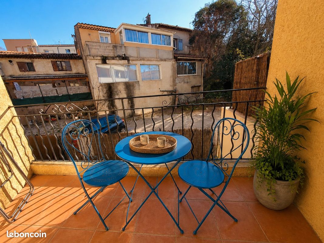 Appartement 1 pièce 24 m² · à Saint-Cyr-sur-Mer · 24 m² · 690 €