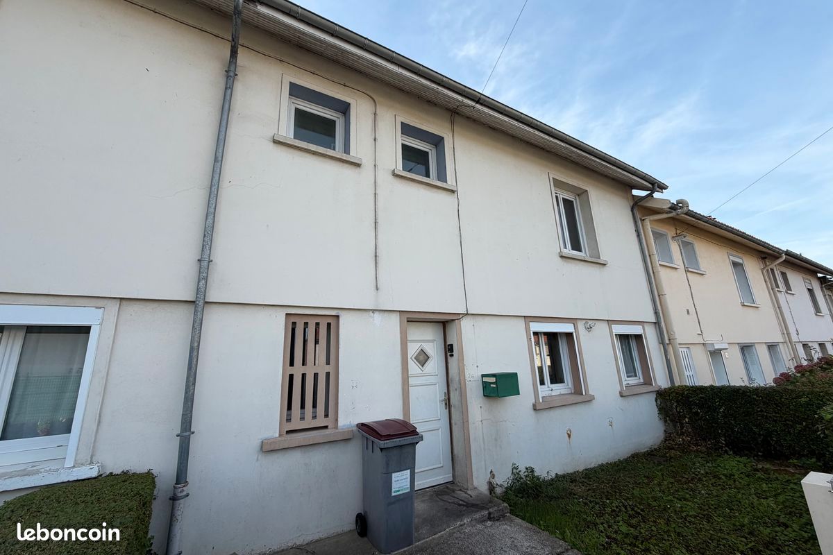 Maison 4 pièces 84 m² · à Saint-Quentin · 84 m² · 69 000 €