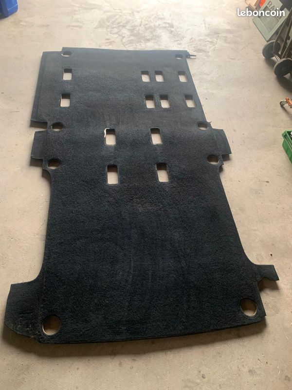 Tapis De Coffre Velours Anthracite Pour VW T5/T6 Caravelle (2003-2022) - Protection Facile !