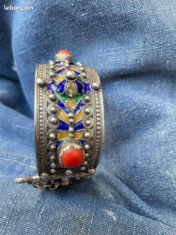 Bracelet Berbère En Argent Poinçonné - Motif Soleil - Fait En France (Occasion)