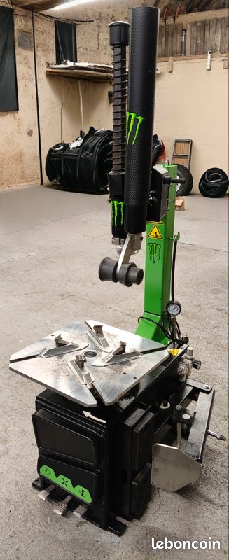 Machine a pneus comme neuve (image 2)
