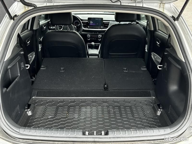 Kia Stonic 1.0 T-GDi 120ch MHEV GT Line (image 8)